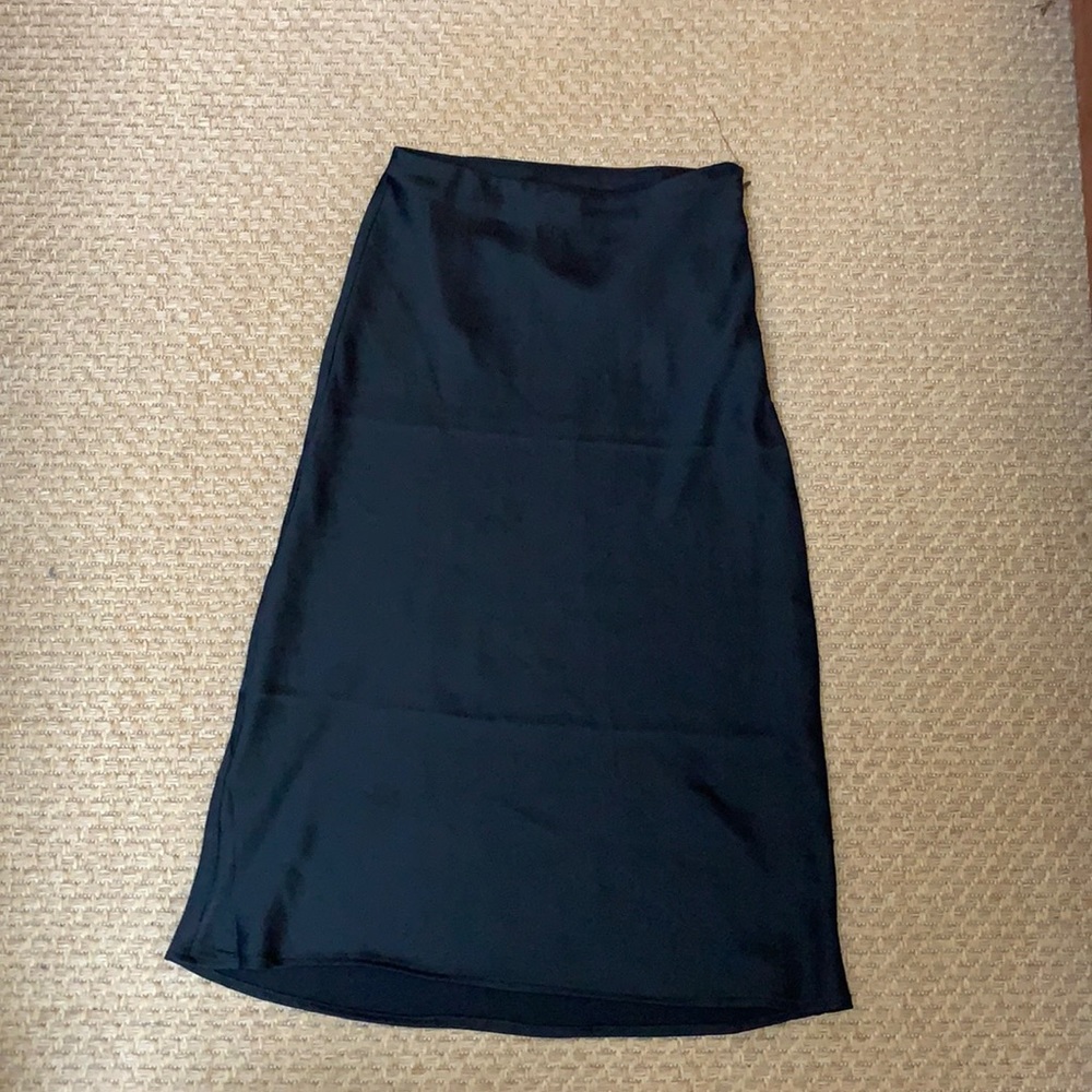 Black midi skirt